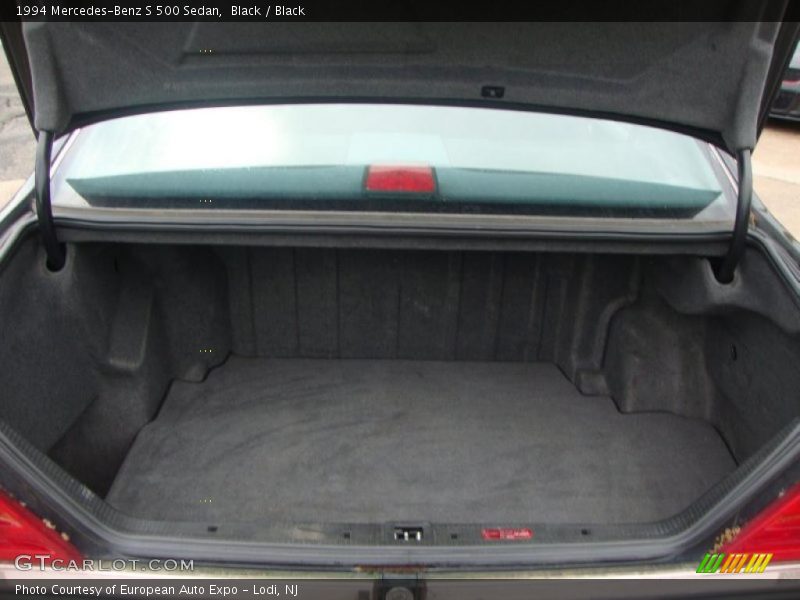  1994 S 500 Sedan Trunk