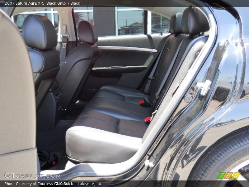 Black Onyx / Black 2007 Saturn Aura XR