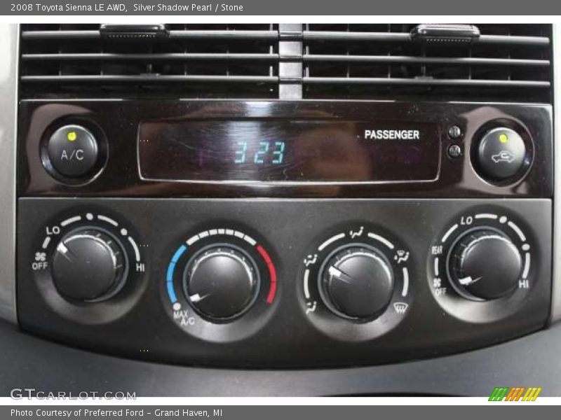 Silver Shadow Pearl / Stone 2008 Toyota Sienna LE AWD