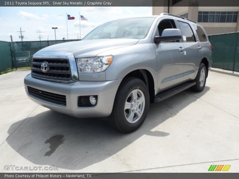 Front 3/4 View of 2011 Sequoia SR5