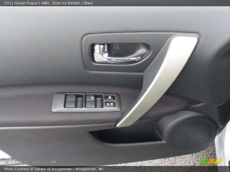 Silver Ice Metallic / Black 2011 Nissan Rogue S AWD
