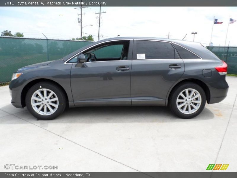 Magnetic Gray Metallic / Light Gray 2011 Toyota Venza I4