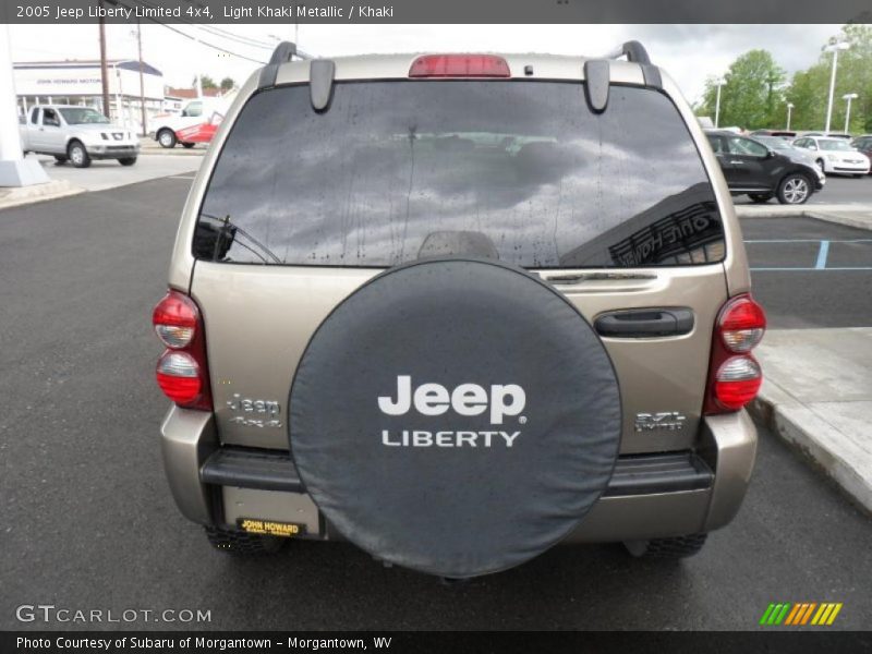 Light Khaki Metallic / Khaki 2005 Jeep Liberty Limited 4x4
