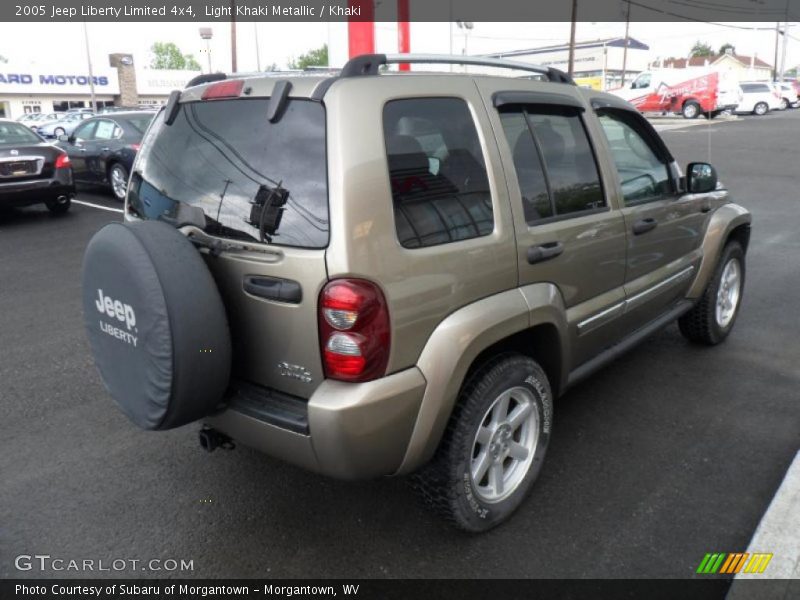 Light Khaki Metallic / Khaki 2005 Jeep Liberty Limited 4x4
