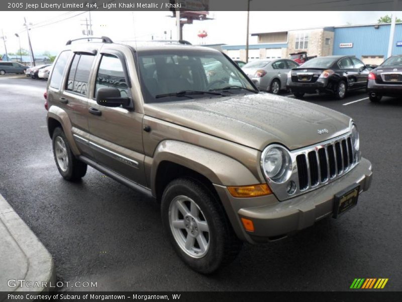 Light Khaki Metallic / Khaki 2005 Jeep Liberty Limited 4x4