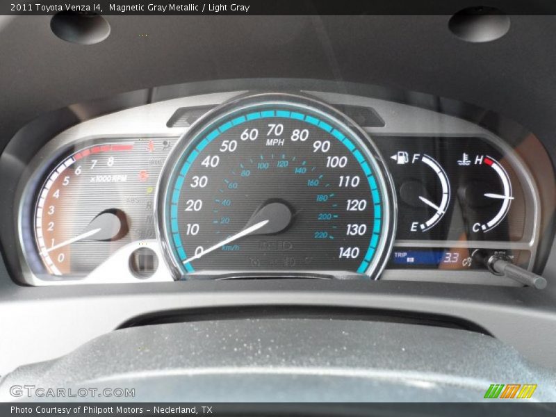 Magnetic Gray Metallic / Light Gray 2011 Toyota Venza I4