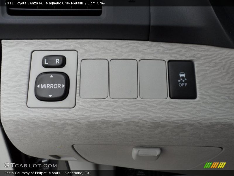Magnetic Gray Metallic / Light Gray 2011 Toyota Venza I4