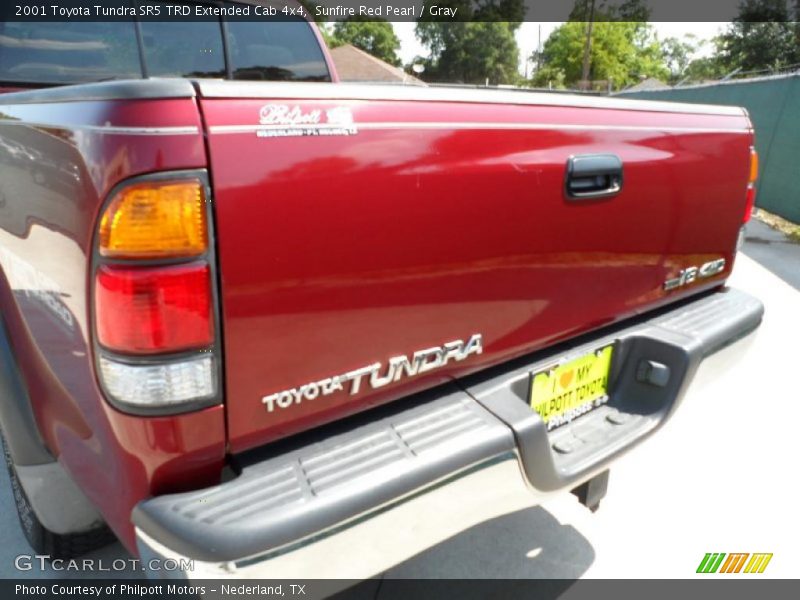 Sunfire Red Pearl / Gray 2001 Toyota Tundra SR5 TRD Extended Cab 4x4
