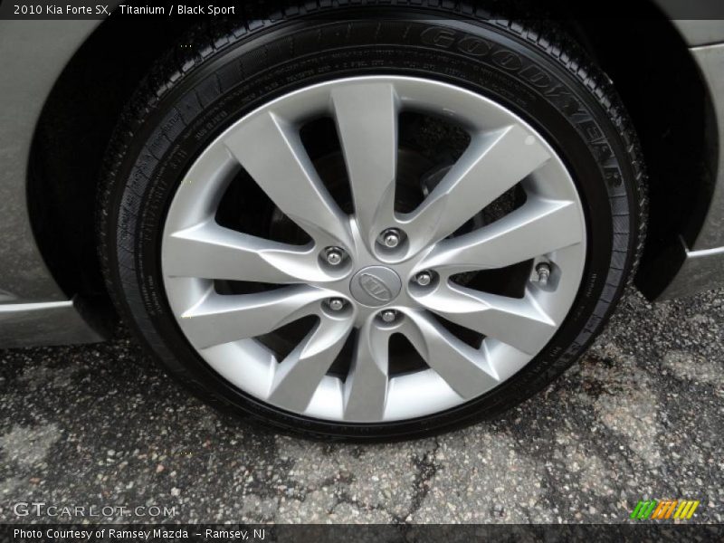 Titanium / Black Sport 2010 Kia Forte SX