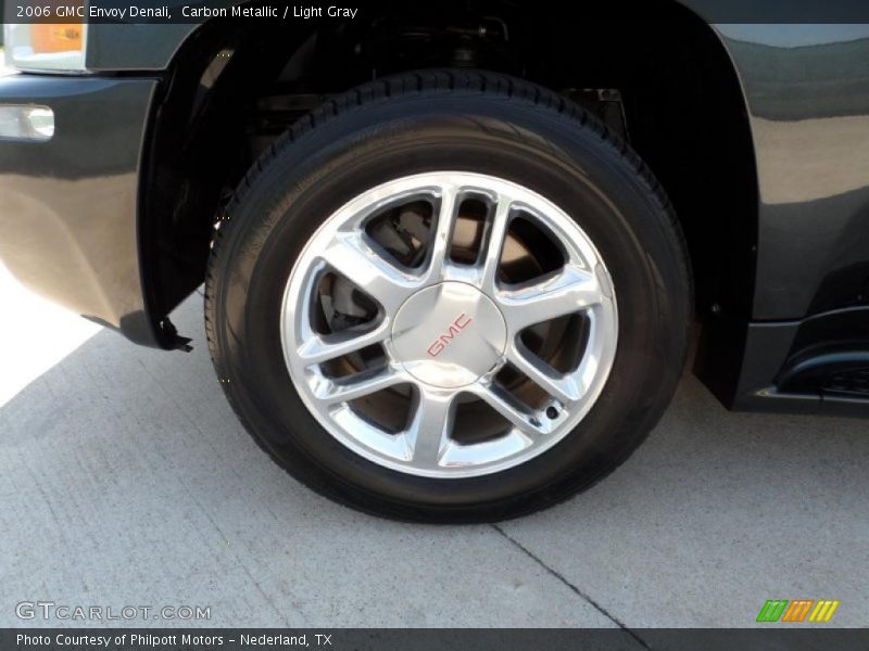  2006 Envoy Denali Wheel
