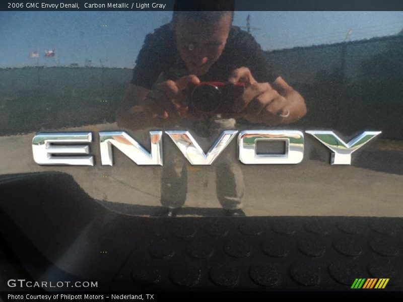 Carbon Metallic / Light Gray 2006 GMC Envoy Denali