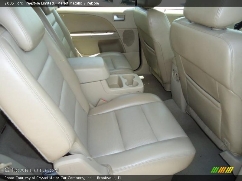  2005 Freestyle Limited Pebble Interior