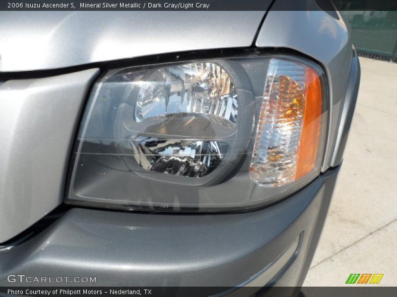 Mineral Silver Metallic / Dark Gray/Light Gray 2006 Isuzu Ascender S