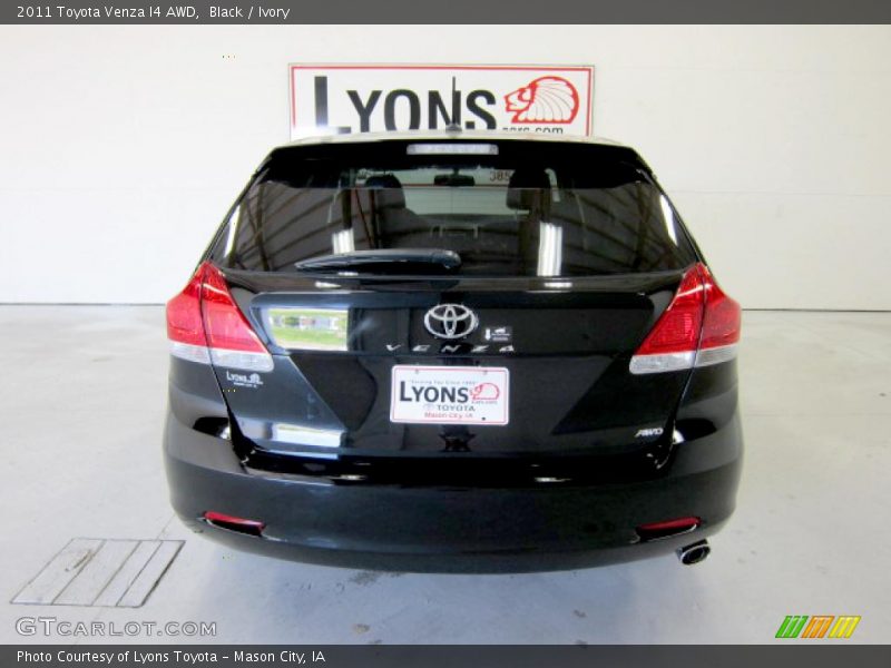 Black / Ivory 2011 Toyota Venza I4 AWD
