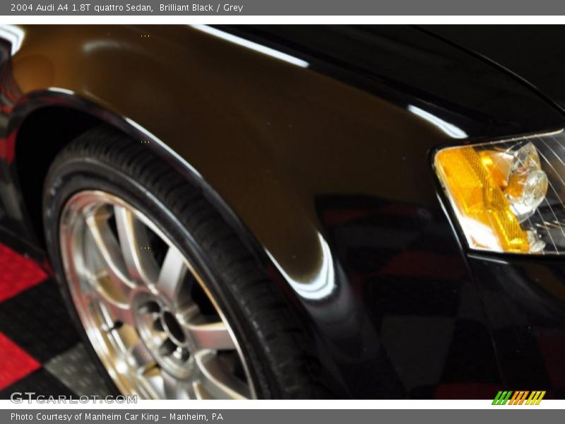 Brilliant Black / Grey 2004 Audi A4 1.8T quattro Sedan