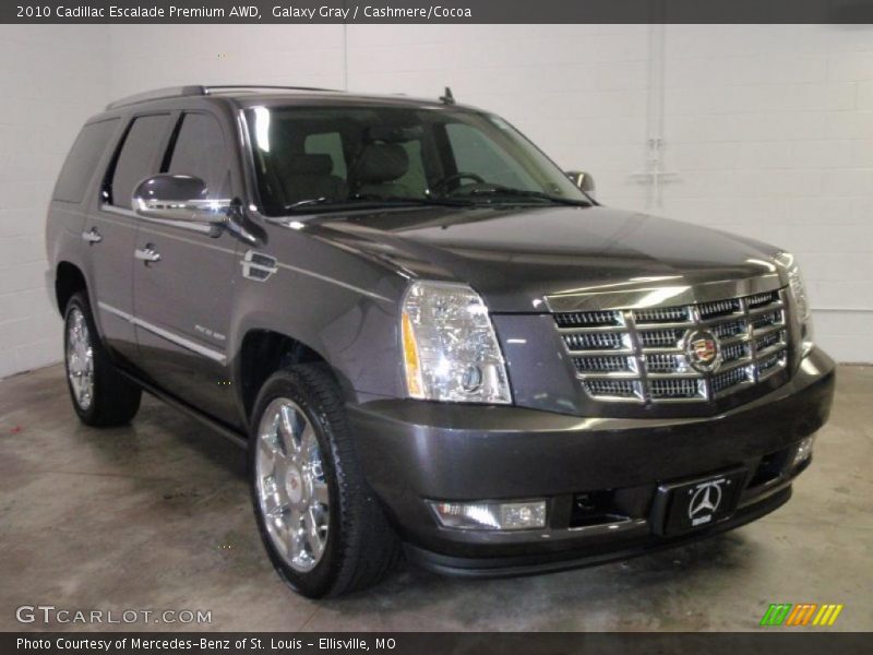 Front 3/4 View of 2010 Escalade Premium AWD