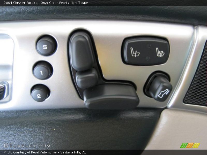 Onyx Green Pearl / Light Taupe 2004 Chrysler Pacifica