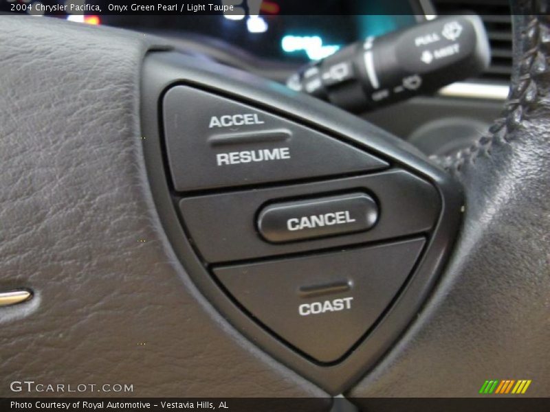 Onyx Green Pearl / Light Taupe 2004 Chrysler Pacifica