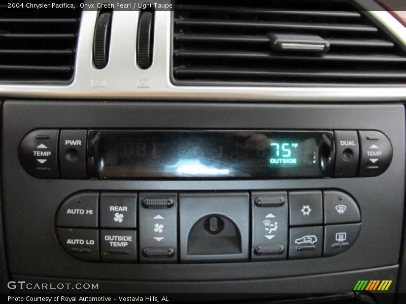 Onyx Green Pearl / Light Taupe 2004 Chrysler Pacifica