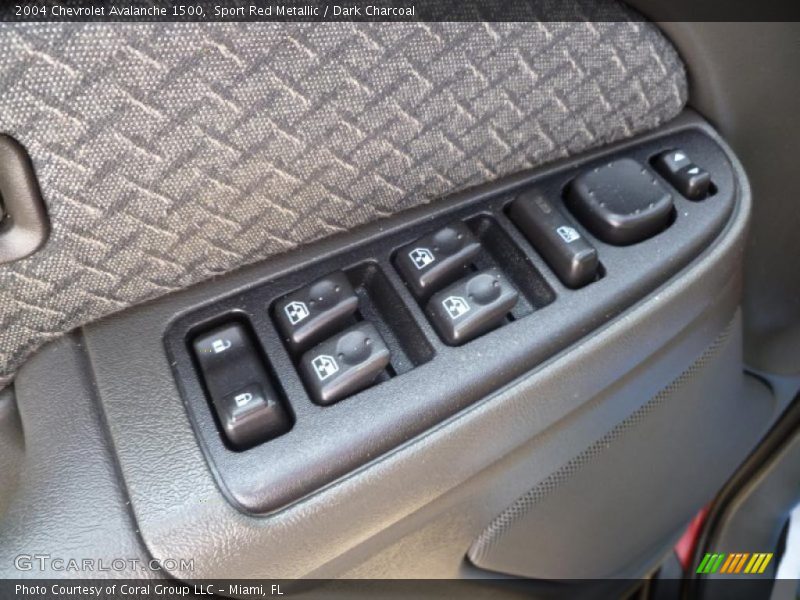 Sport Red Metallic / Dark Charcoal 2004 Chevrolet Avalanche 1500
