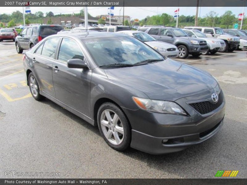 Magnetic Gray Metallic / Dark Charcoal 2007 Toyota Camry SE