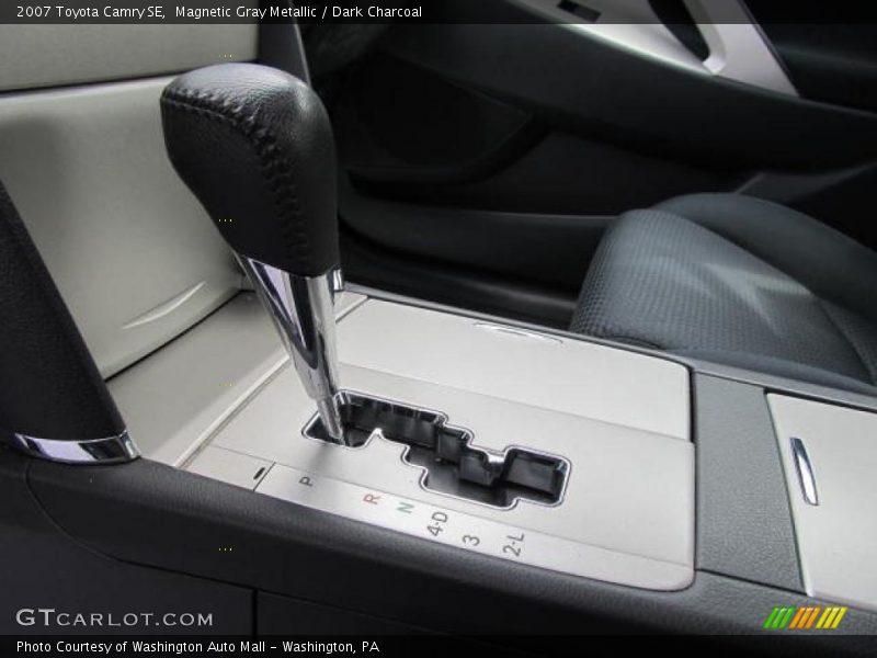 Magnetic Gray Metallic / Dark Charcoal 2007 Toyota Camry SE