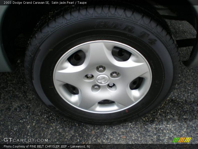 Satin Jade Pearl / Taupe 2003 Dodge Grand Caravan SE