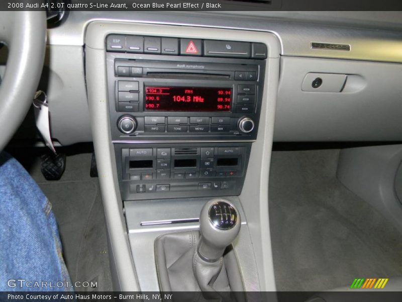 Controls of 2008 A4 2.0T quattro S-Line Avant