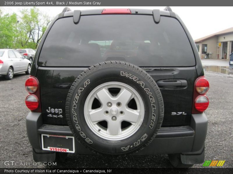 Black / Medium Slate Gray 2006 Jeep Liberty Sport 4x4