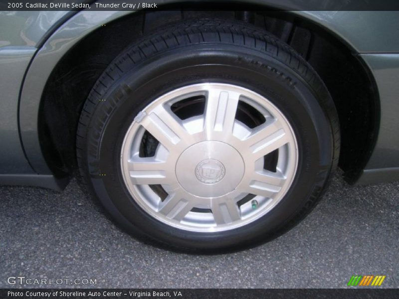 Thunder Gray / Black 2005 Cadillac DeVille Sedan