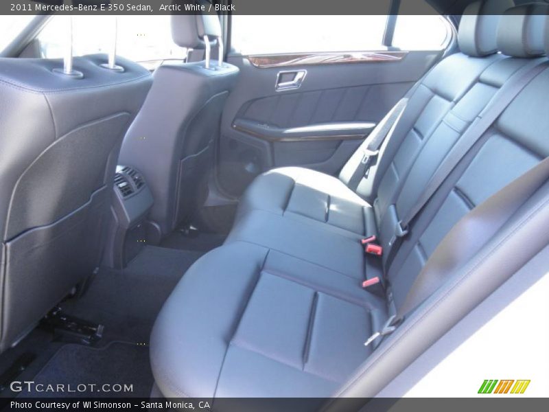Arctic White / Black 2011 Mercedes-Benz E 350 Sedan