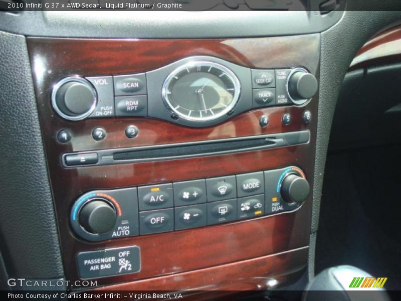 Liquid Platinum / Graphite 2010 Infiniti G 37 x AWD Sedan