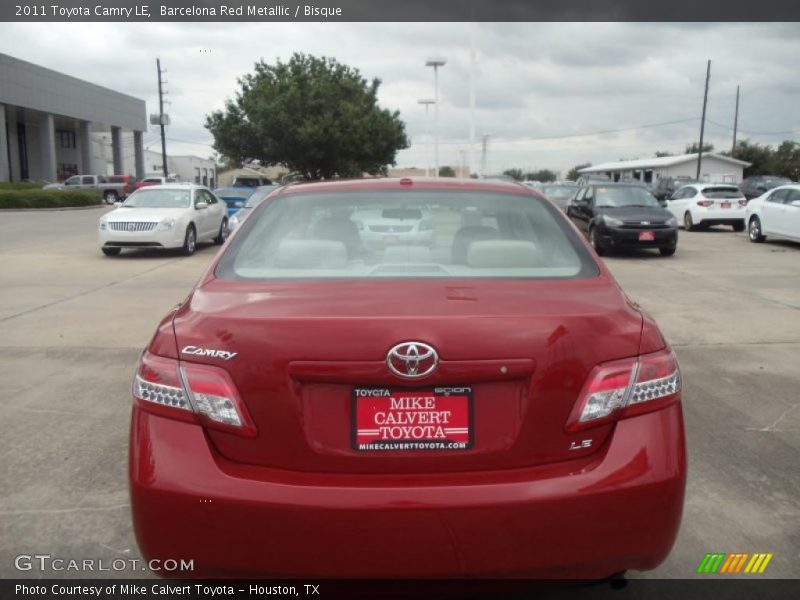 Barcelona Red Metallic / Bisque 2011 Toyota Camry LE
