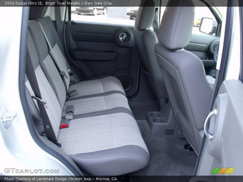 Bright Silver Metallic / Dark Slate Gray 2009 Dodge Nitro SE