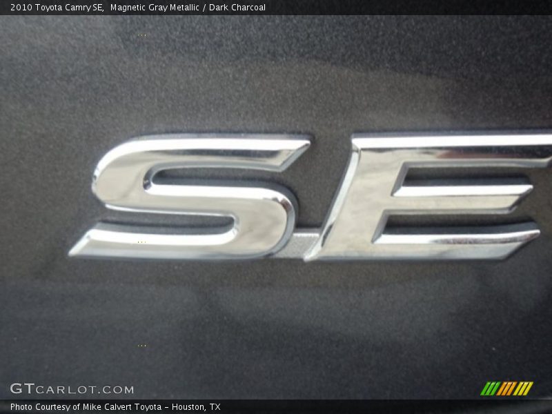 Magnetic Gray Metallic / Dark Charcoal 2010 Toyota Camry SE