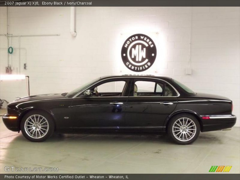 Ebony Black / Ivory/Charcoal 2007 Jaguar XJ XJ8