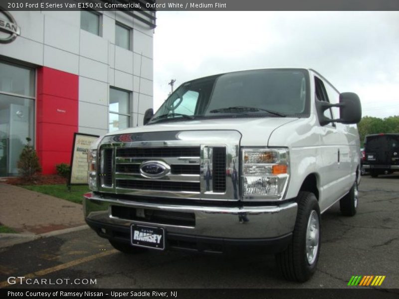 Oxford White / Medium Flint 2010 Ford E Series Van E150 XL Commericial