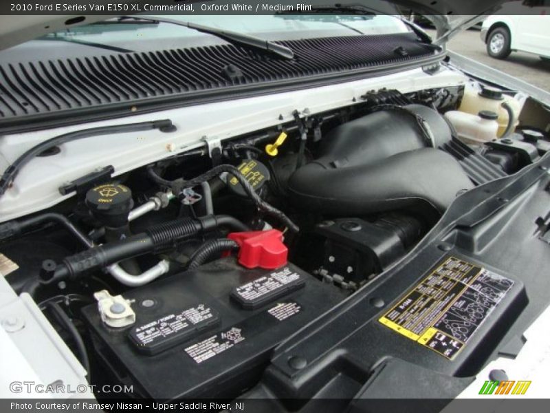 Oxford White / Medium Flint 2010 Ford E Series Van E150 XL Commericial