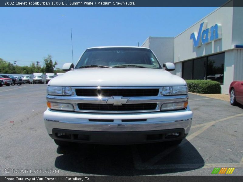 Summit White / Medium Gray/Neutral 2002 Chevrolet Suburban 1500 LT