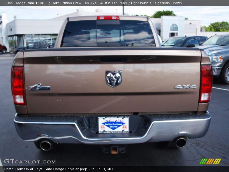 Austin Tan Pearl / Light Pebble Beige/Bark Brown 2009 Dodge Ram 1500 Big Horn Edition Crew Cab 4x4