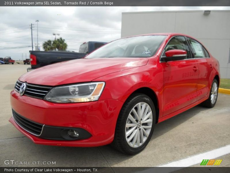 Tornado Red / Cornsilk Beige 2011 Volkswagen Jetta SEL Sedan