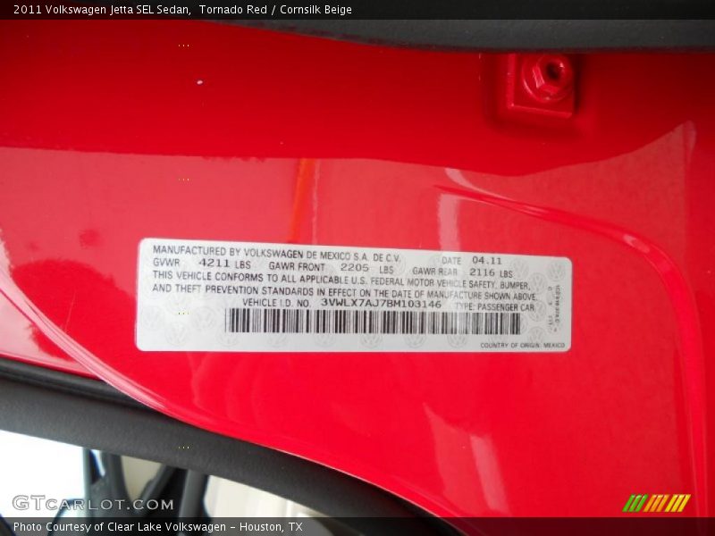 Tornado Red / Cornsilk Beige 2011 Volkswagen Jetta SEL Sedan