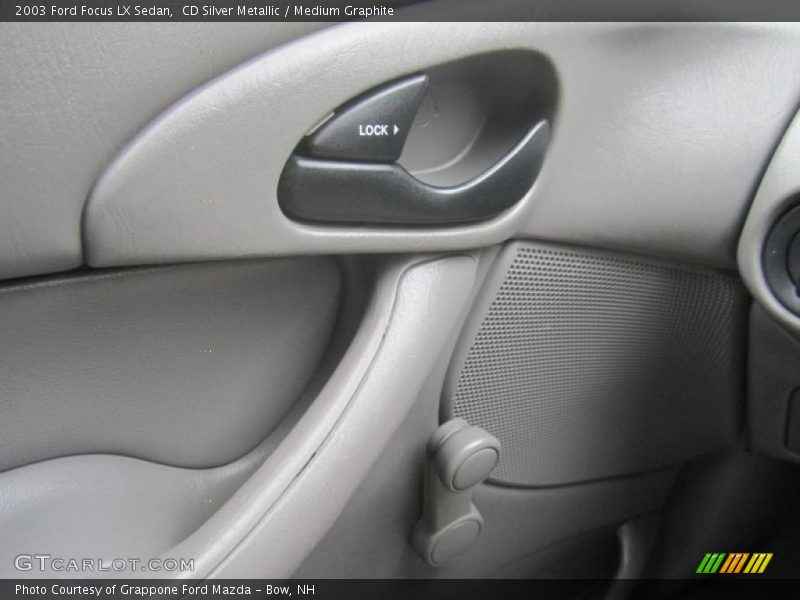 CD Silver Metallic / Medium Graphite 2003 Ford Focus LX Sedan