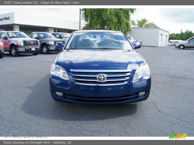 Indigo Ink Blue Pearl / Ivory 2005 Toyota Avalon XLS