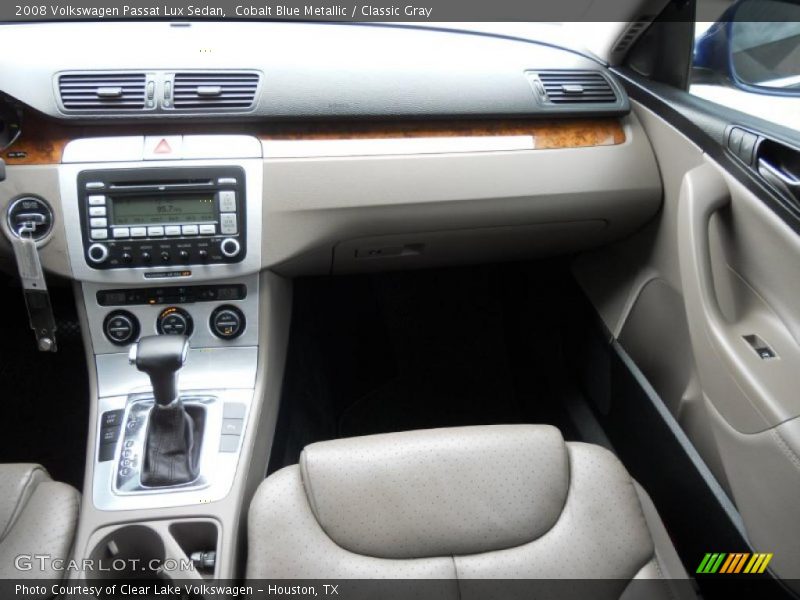Cobalt Blue Metallic / Classic Gray 2008 Volkswagen Passat Lux Sedan