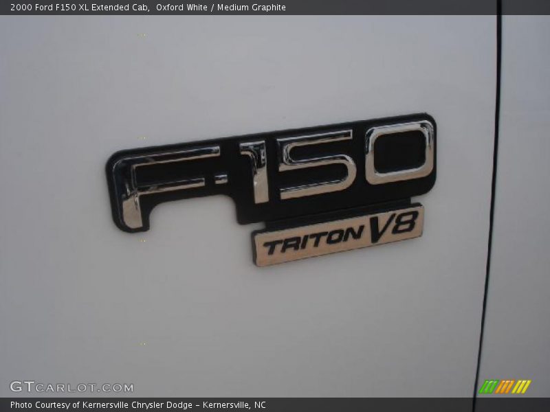  2000 F150 XL Extended Cab Logo