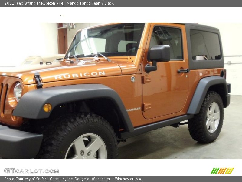 Mango Tango Pearl / Black 2011 Jeep Wrangler Rubicon 4x4
