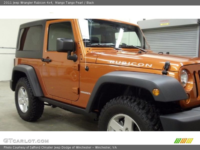 Mango Tango Pearl / Black 2011 Jeep Wrangler Rubicon 4x4