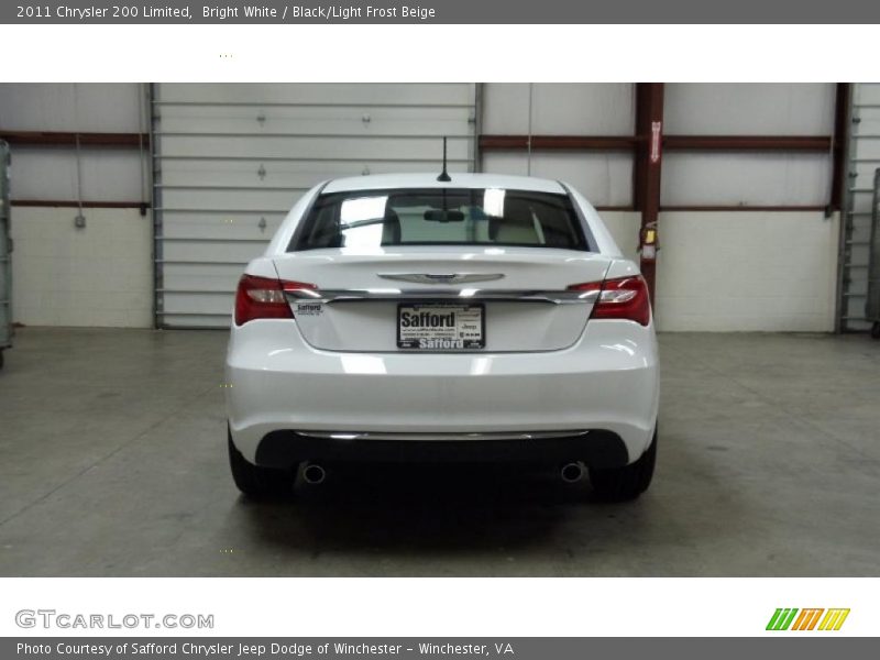 Bright White / Black/Light Frost Beige 2011 Chrysler 200 Limited