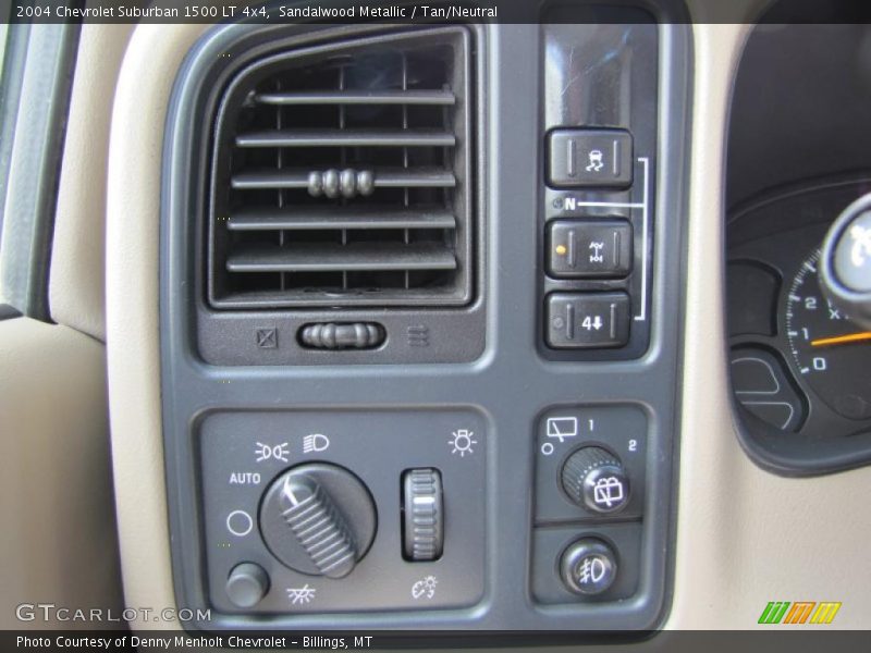 Sandalwood Metallic / Tan/Neutral 2004 Chevrolet Suburban 1500 LT 4x4